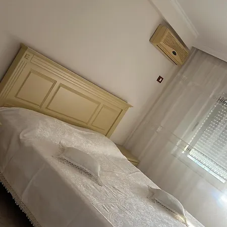 Center Apartment Durres